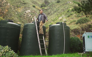 An Architect With His Team Discovered A Way To Make Water Out Of Thin Air And They've Been Awarded $1,5M