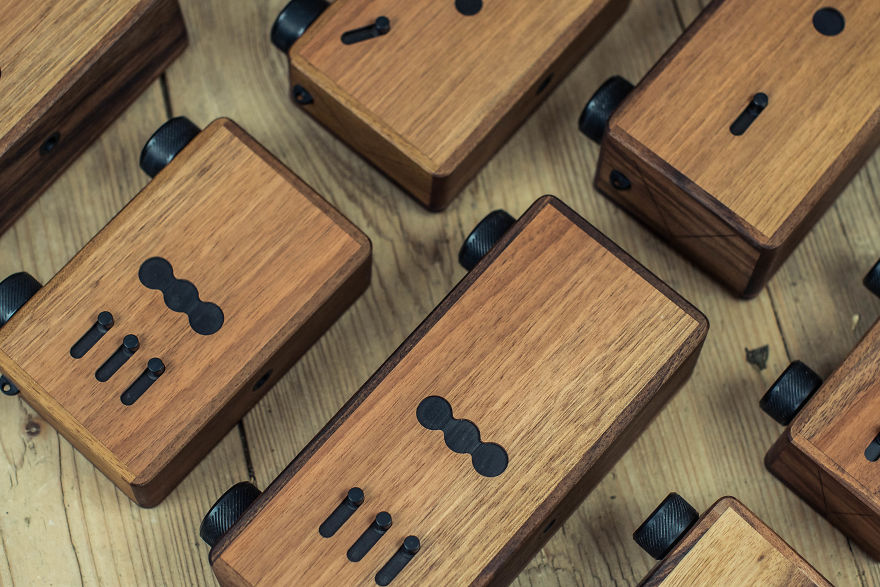We Made Wooden Cameras With No Lenses, No Focus And No Batteries- And It Takes Amazing Images!