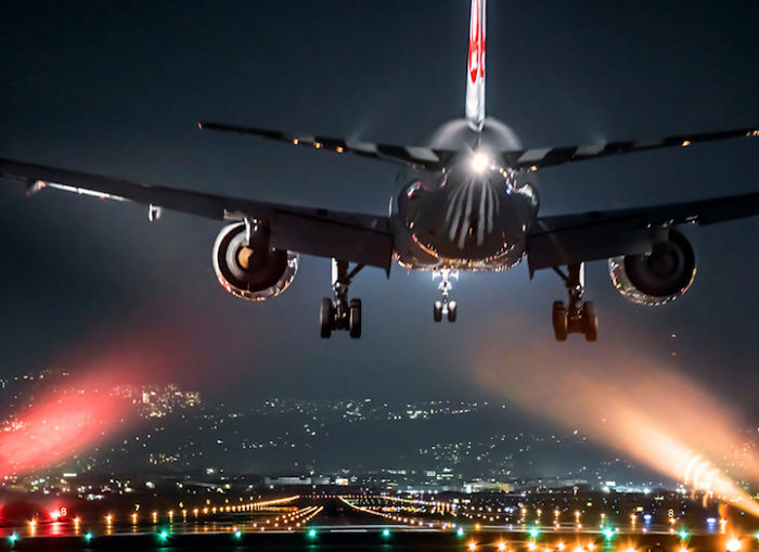 Gorgeous Images Of Planes By Azul Obscura