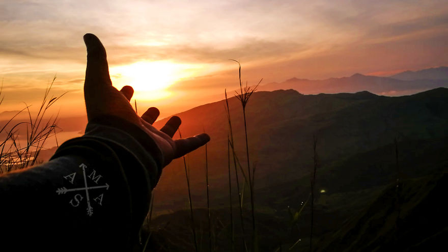 I Chased Sunrise Using My Smartphone. I Chased Sunrise Using My Smartphone.