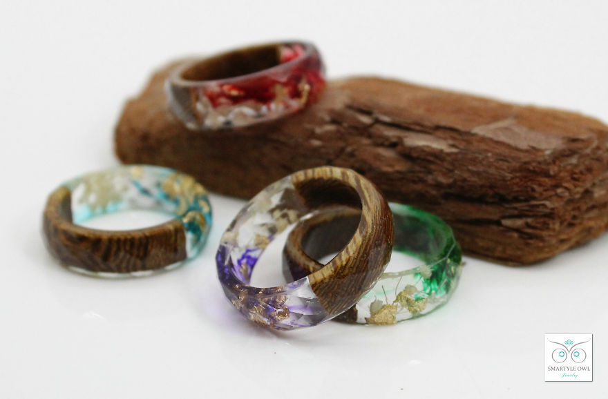 Resin Jewelry With Real Flowers To Decorate Your Life