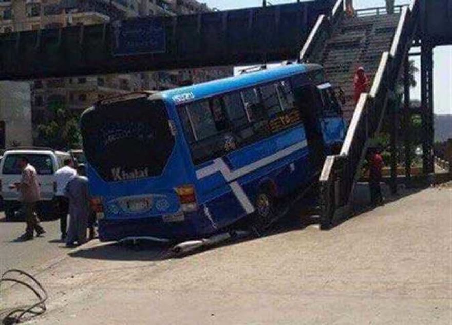 Ridiculous Moments In Everyday Cairo Traffic