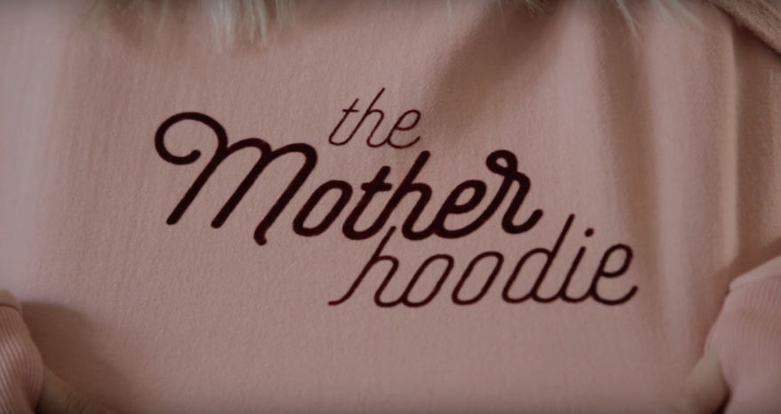 The Motherhoodie Is The Perfect Hoodie For All (Breastfeeding) Moms The Motherhoodie Is The Perfect Hoodie For All (Breastfeeding) Moms