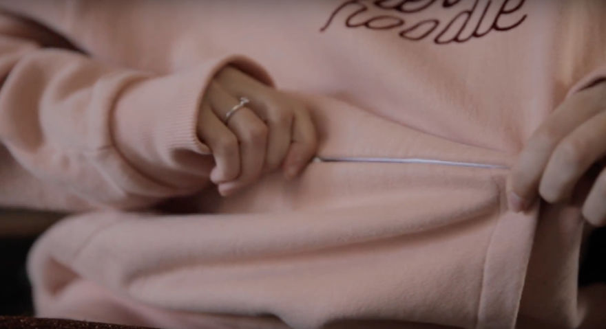 The Motherhoodie Is The Perfect Hoodie For All (Breastfeeding) Moms The Motherhoodie Is The Perfect Hoodie For All (Breastfeeding) Moms