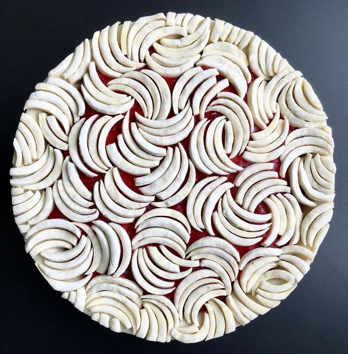 This Woman Takes Pie Baking To Another Level (News Pics)