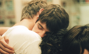 Tumblr User Who Said That Friends Who Aren't Always Available Are Useless Gets Shut Down By People Who Think Otherwise