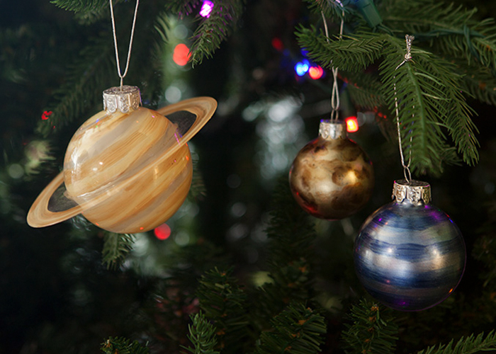 Planetary Glass Ornaments Are A Thing And They’re Out Of This World