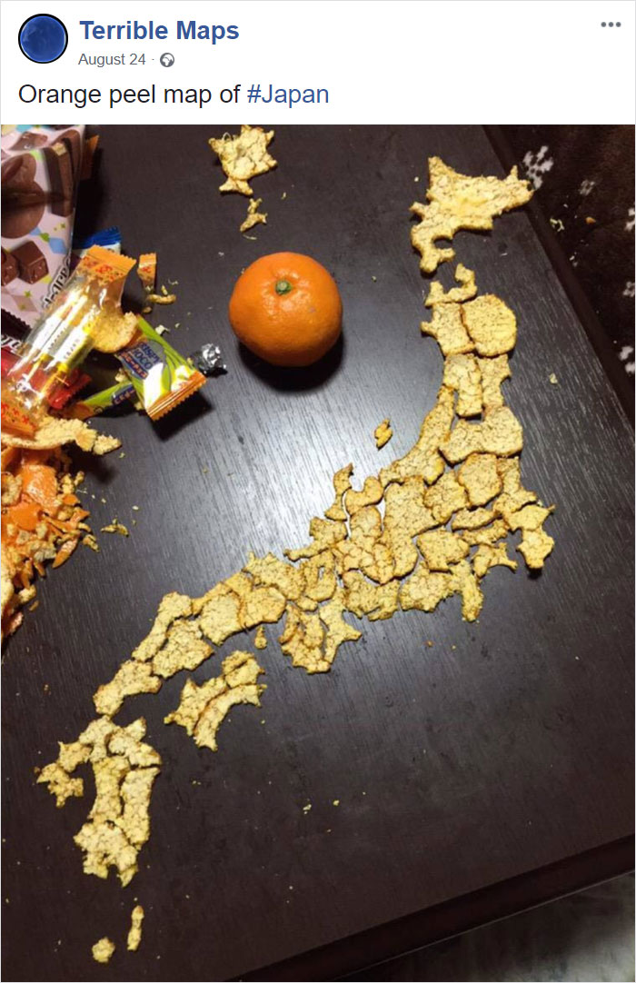 Mapa de Japón hecho con mondas de naranja