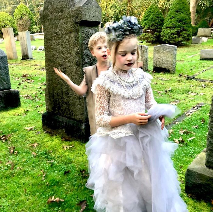 Neil Patrick Harris' Family Revealed Their 2018 Halloween Costumes And They Might Be The Creepiest Yet