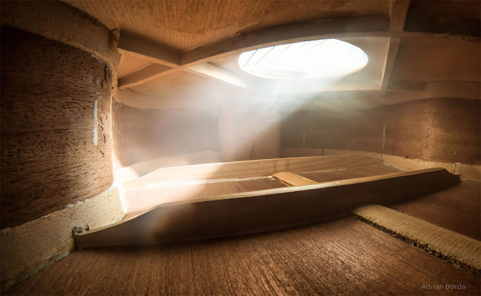 10 Incredible Photos Taken Inside Music Instruments By A Romanian Photographer