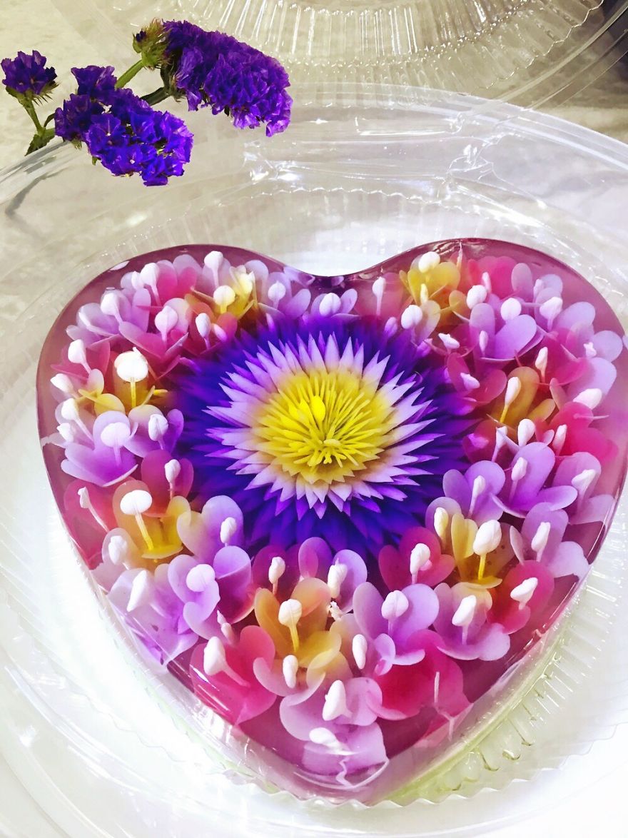 I Ventured Into 3 D Jelly Art After My Children Requested The Nicest Nut Free / Allergy Cake For Their Special Day.