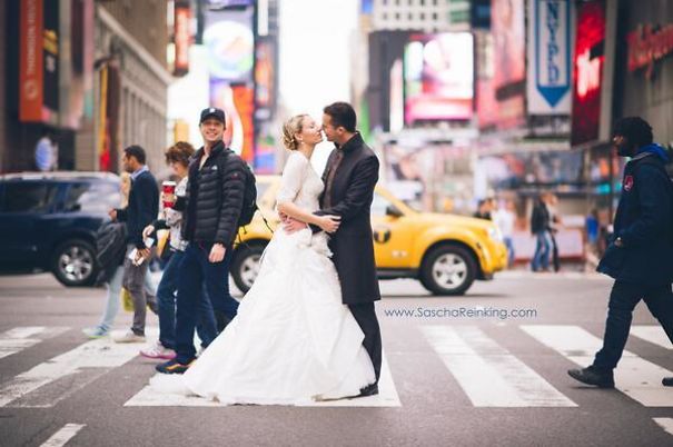 Zach Braff, I Think You Photobombed My Newlywed Couple The Other Day In New York. Well Played