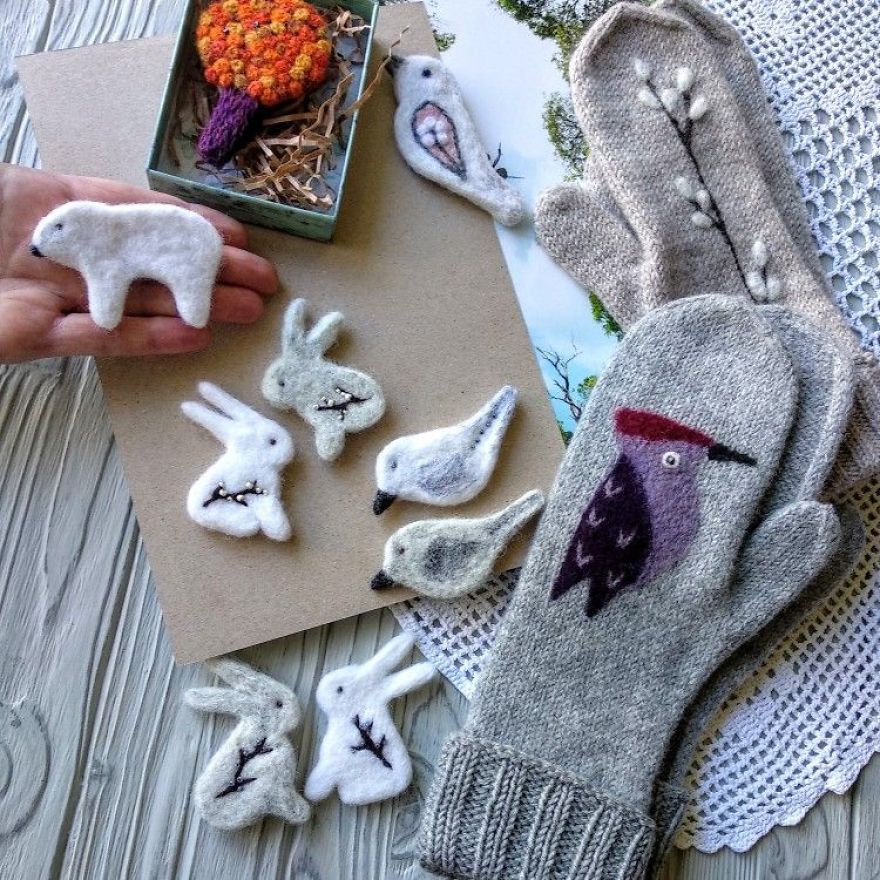 Absolutely Tame: Forest Animals And Other Characters Of Cosy Felted Mittens