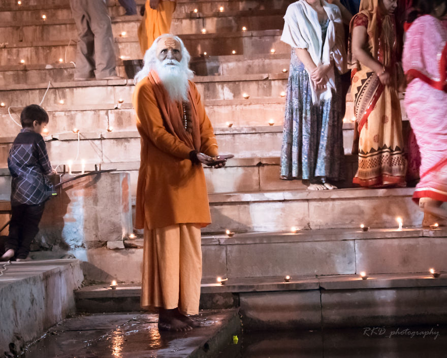 Strangers To Friends: Pushkar Mela Strangers To Friends: Pushkar Mela