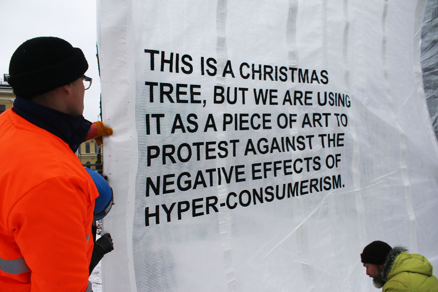 Can A Christmas Tree Send A Social Message? It Can In Vilnius