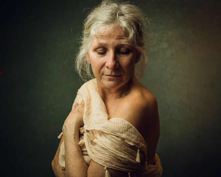I Photographed And Interviewed, For Two Years, Eight Women Over 60