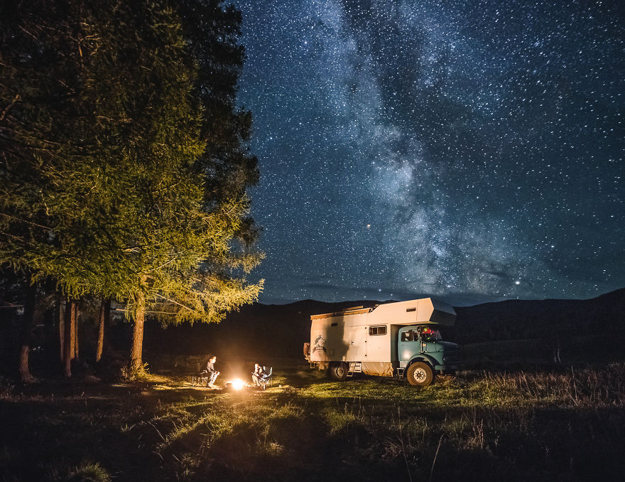 We Sold Everything And Moved Into An Old Truck To Travel And Show Our 4-Year-Old Son The Beauty Of Our Planet