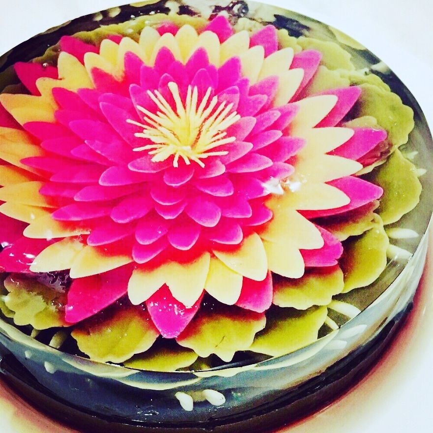 I Ventured Into 3 D Jelly Art After My Children Requested The Nicest Nut Free / Allergy Cake For Their Special Day.