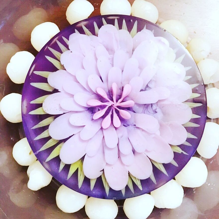 I Ventured Into 3 D Jelly Art After My Children Requested The Nicest Nut Free / Allergy Cake For Their Special Day.