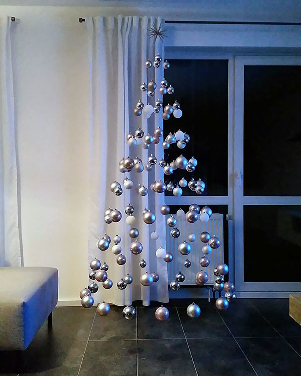 Levitating Christmas Tree