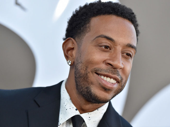 Struggling Woman Has $375 Worth Of Groceries Covered By A Kind Stranger, Later Finds Out It's Ludacris