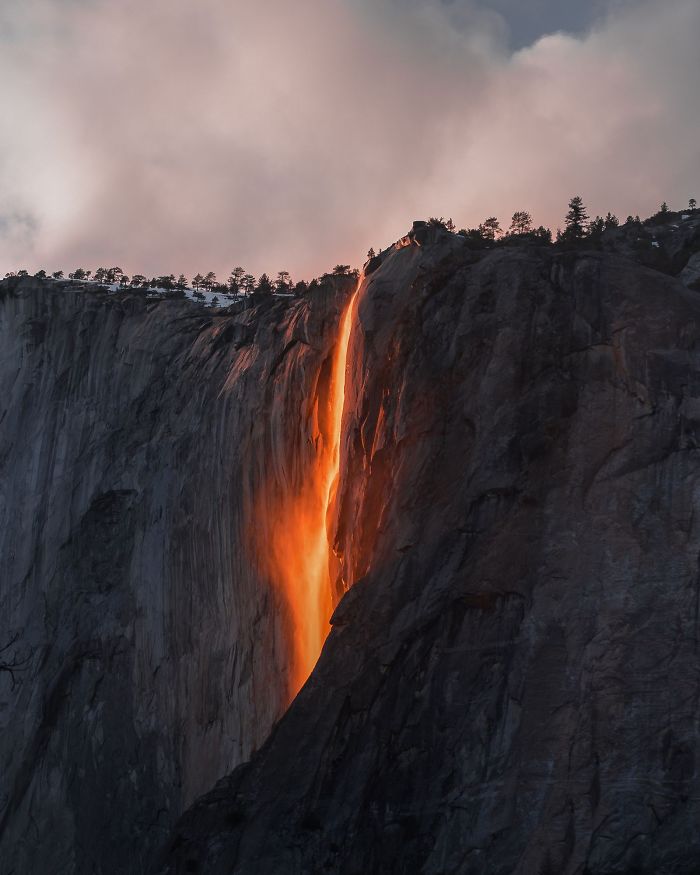 Cascada de fuego en el Valle de Yosemite, Sarah Bethea