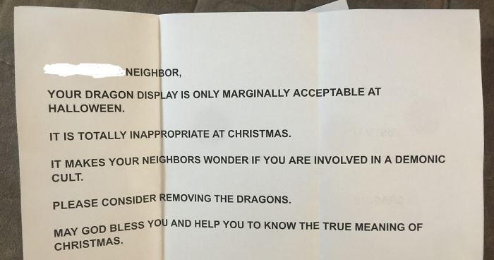 Neighbors Are Saying This Woman’s Christmas Dragon Decorations Are Inappropriate, So She ‘Fixes’ It