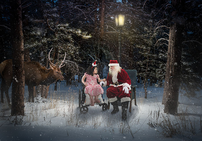 These Photographers Organize Magical Christmas Photoshoots For Children In Hospitals, As For Some It Might Be Their Last