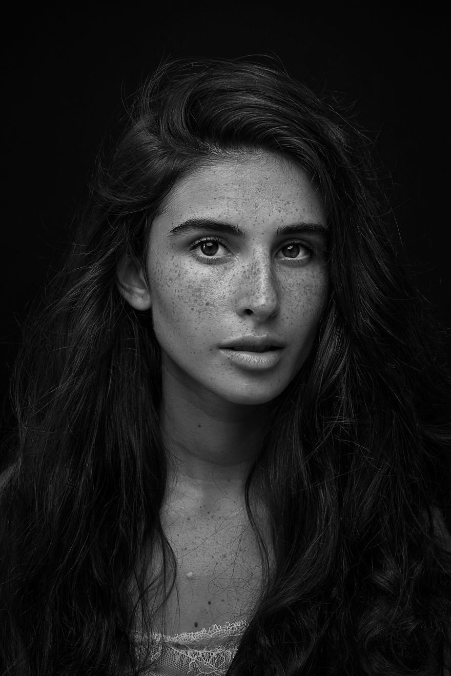 I Photographed 35 Freckled Women To Show The Beauty Of Freckles
