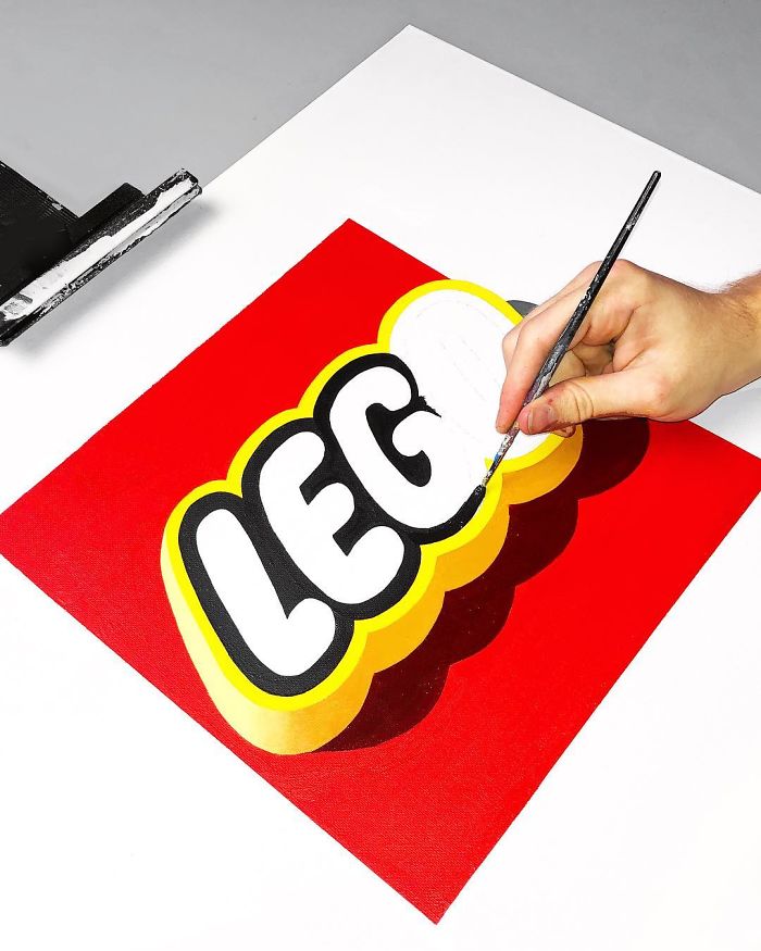 Artist Perfectly Reproduces Freehand Logos