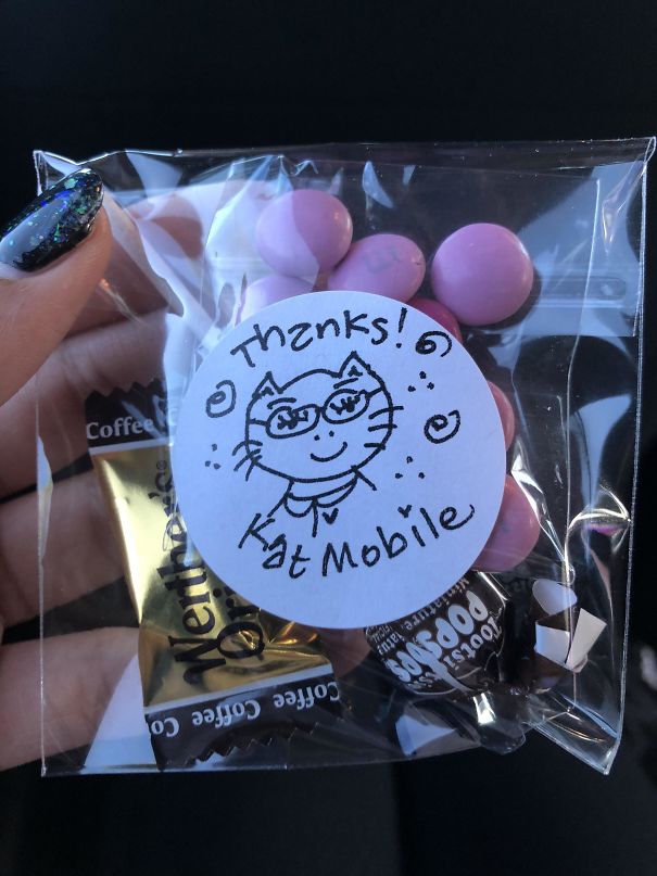 The Uber Driver I Got Today Gives Out Treats