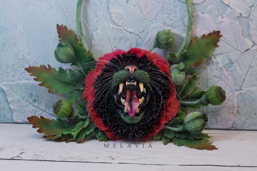 Cat-Flowers.