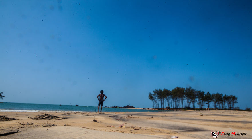 I Clicked Pictures While Solo Travelling With My Tripod And Camera, Just With A Different Perspective.