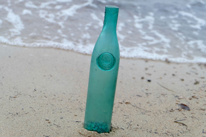Botella de Maraschino de 200 años