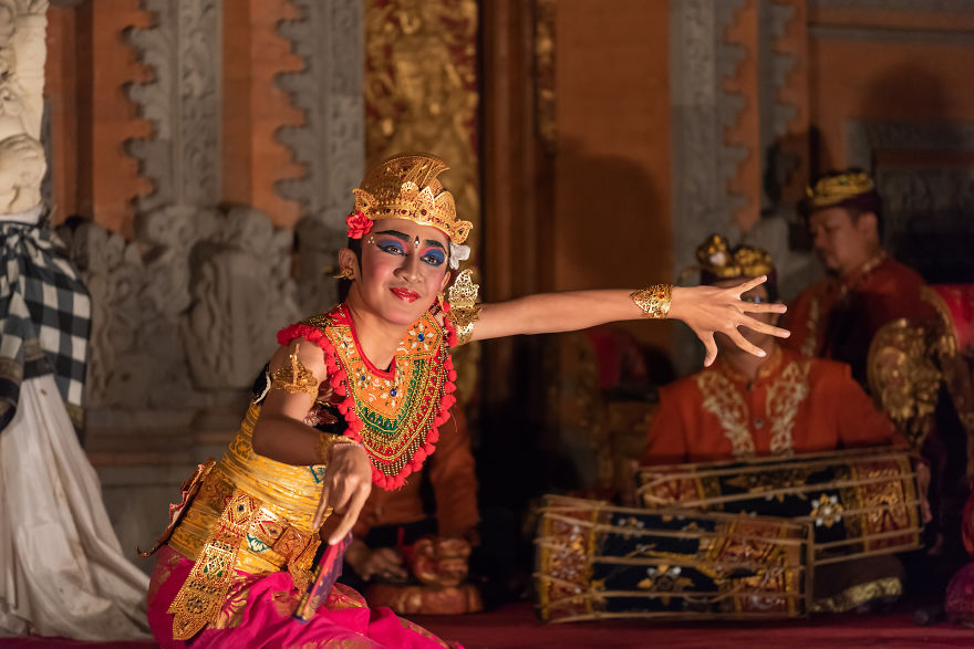 Legong Dance — bali, Indonesia Legong Dance — bali, Indonesia