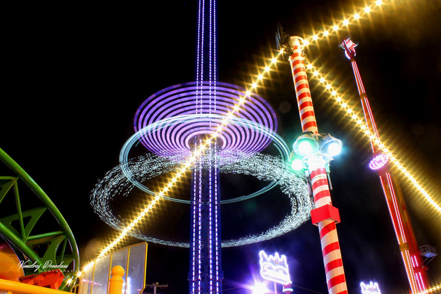 My First Long-Exposure Photos Of Carnival Rides At Global Village In Dubai, Also My First Post On "Boredpanda"