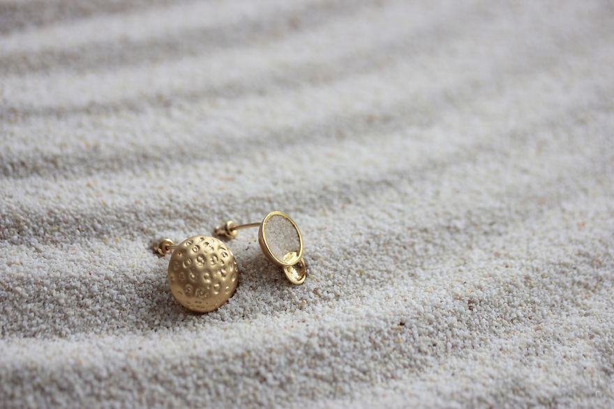New Naturally Inspired Jewellery Line Encapsulates The Feel Of The Beach Thanks To Organic Materials And Familiar Lines New Naturally Inspired Jewellery Line Encapsulates The Feel Of The Beach Thanks To Organic Materials And Familiar Lines