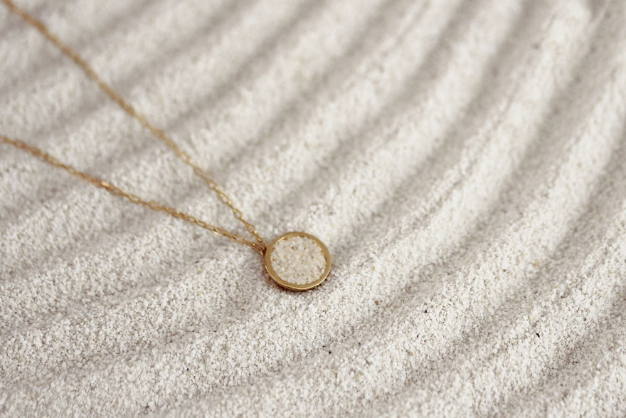 New Naturally Inspired Jewellery Line Encapsulates The Feel Of The Beach Thanks To Organic Materials And Familiar Lines New Naturally Inspired Jewellery Line Encapsulates The Feel Of The Beach Thanks To Organic Materials And Familiar Lines