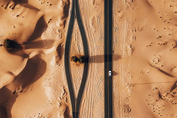  Desierto de Al Qudra en Emiratos Árabes, por Whosane