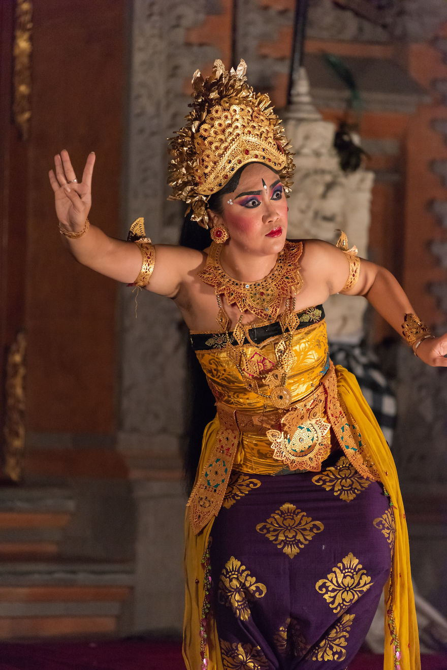 Legong Dance — bali, Indonesia Legong Dance — bali, Indonesia