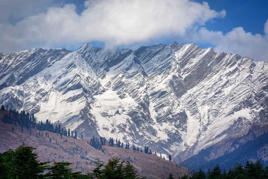 Why Manali Has Always Been A Favourite Destination For Couples? Why Manali Has Always Been A Favourite Destination For Couples?