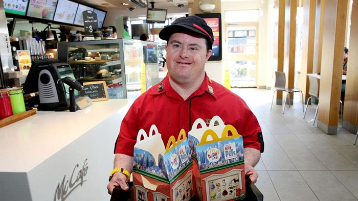 After 32 Years Of Service In A McDonald’s This Man With Down’s Syndrome Is Finally Retiring