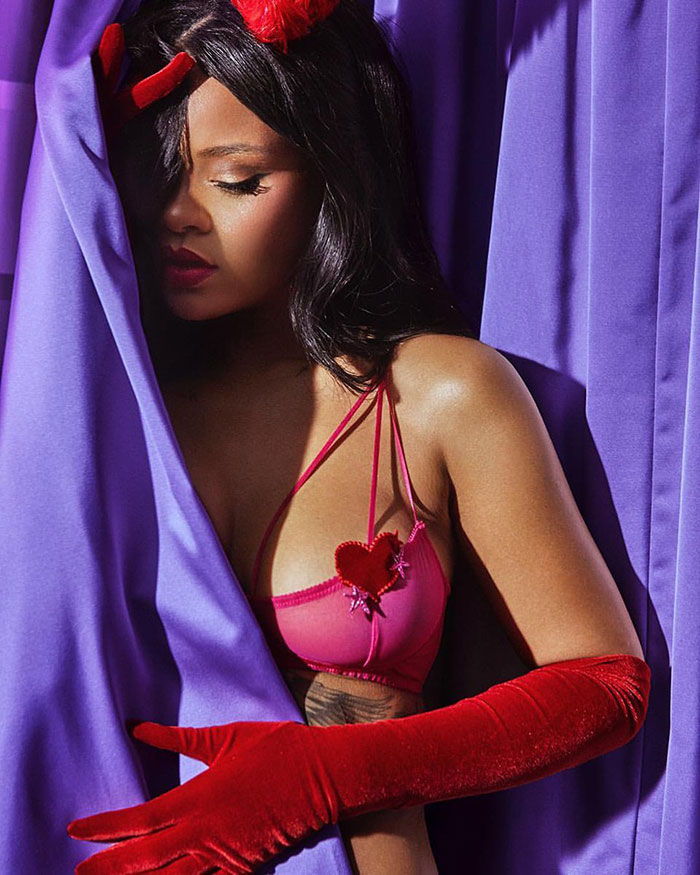 Se dan cuenta de que la nueva lencería de Rihanna es distinta para mujeres delgadas y de talla grande, y las comparan