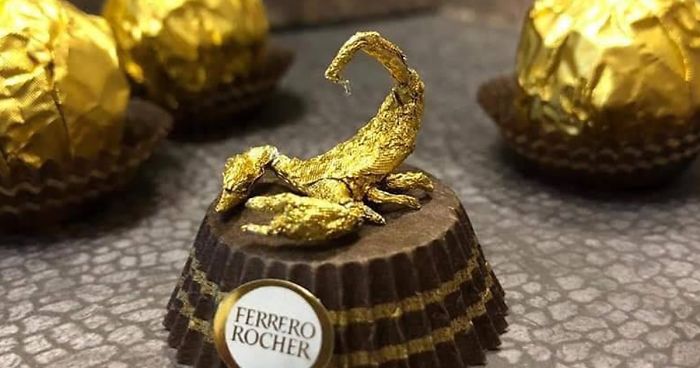 Chinese Artist Creates Tiny Sculptures Using Ferrero Rocher Packaging (28 Pics)