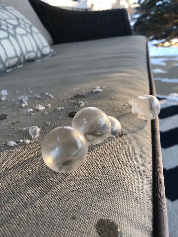 What Happens When You Blow Bubbles In A Freezing Weather