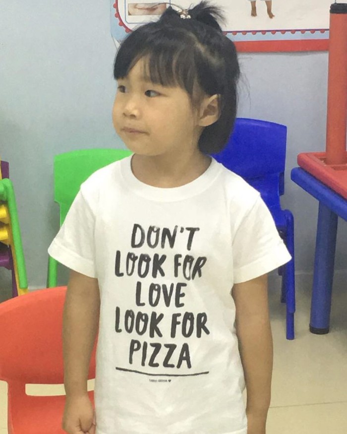 No busques amor ,busca pizza