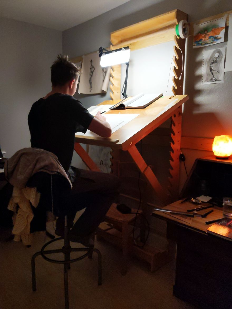 I Made An Adjustable Art Desk With A Wall Mount