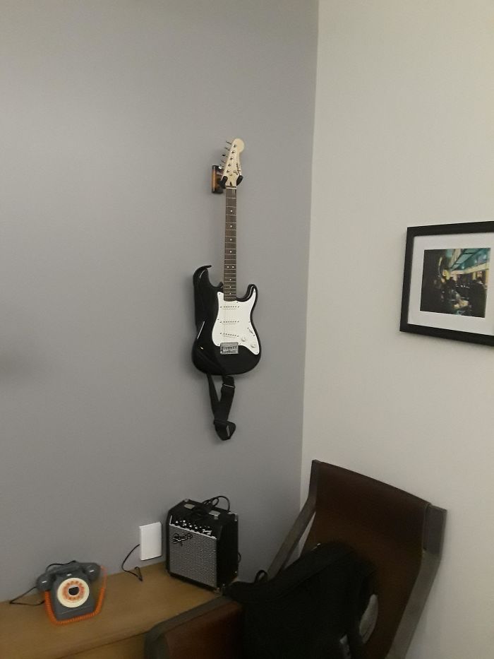 This Hotel Puts Guitars In It's Rooms For Guests To Play