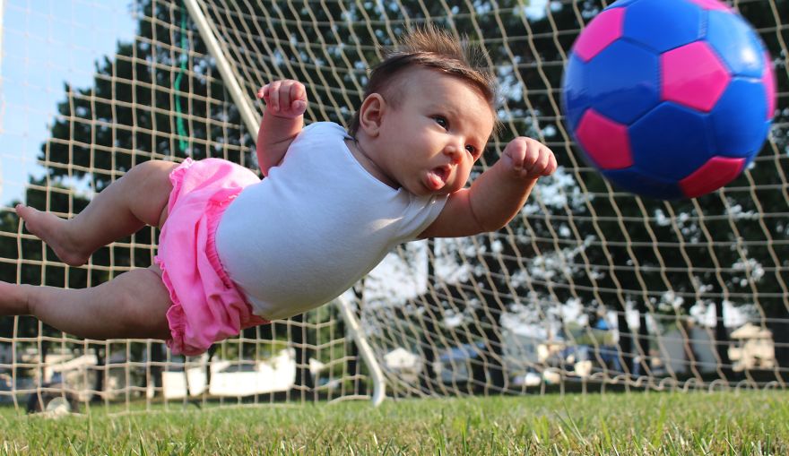 Two Years Ago I Took These 13 Photos Of My Daughter Doing Sports