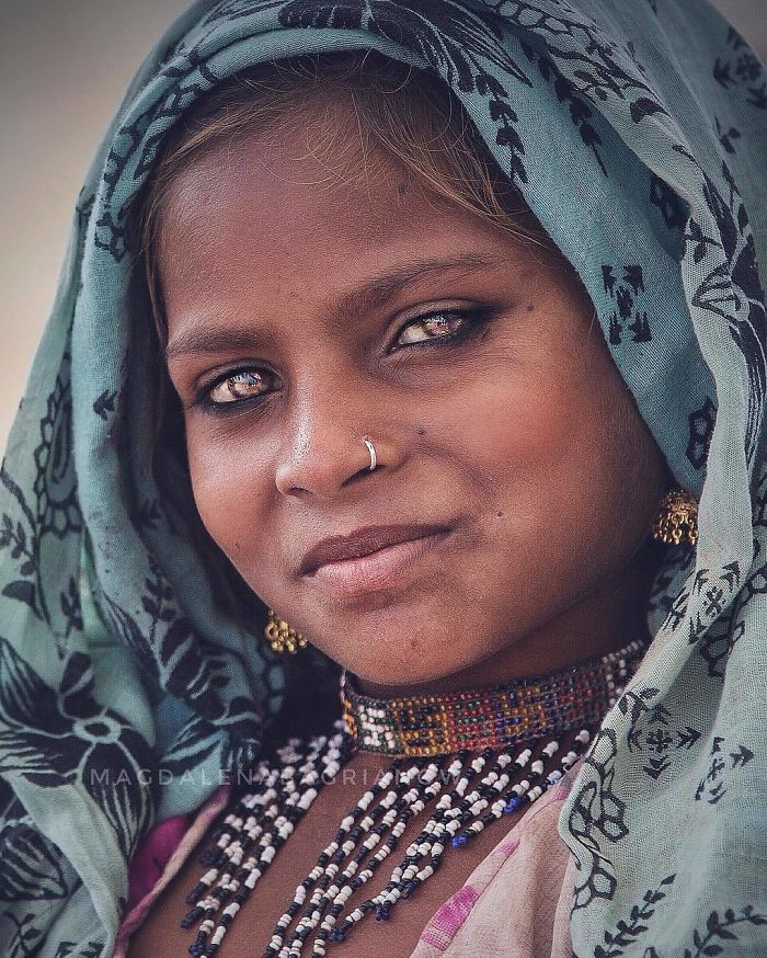 Polish Photographer Travels Across India To Show How Incredibly Beautiful Its Local People Are